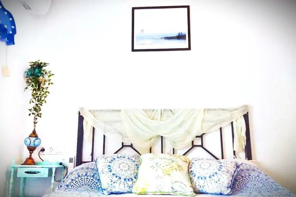 Bright Rooms With Ac And Rooftop Terrace In The Heart Of Cádiz 0*,