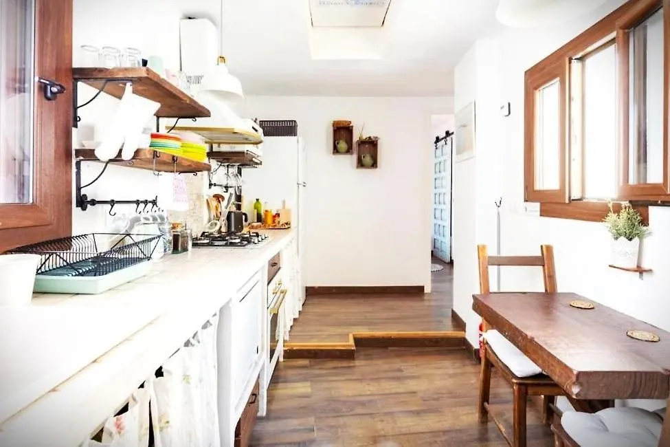Bright Rooms With Ac And Rooftop Terrace In The Heart Of Cádiz
