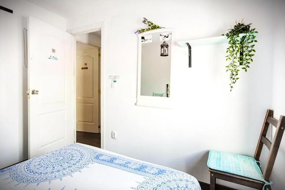 Habitación en casa particular Bright Rooms With Ac And Rooftop Terrace In The Heart Of Cádiz España